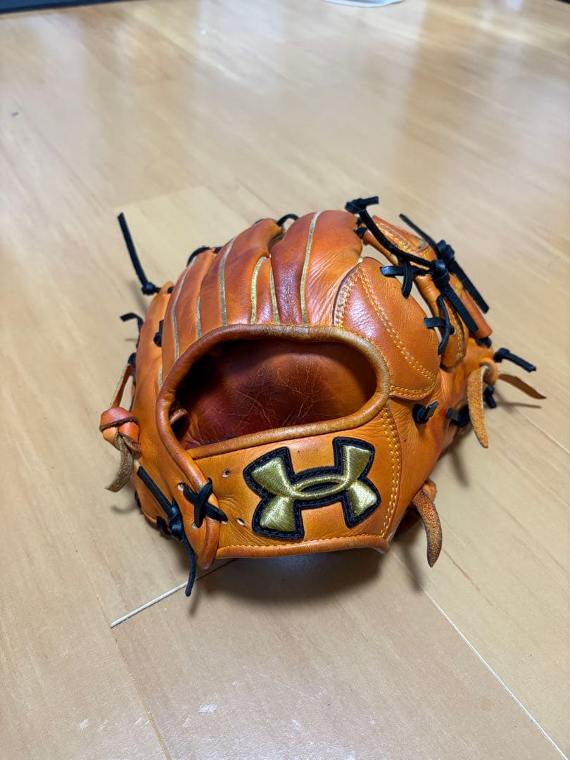 アンダーアーマー　軟式グラブ
