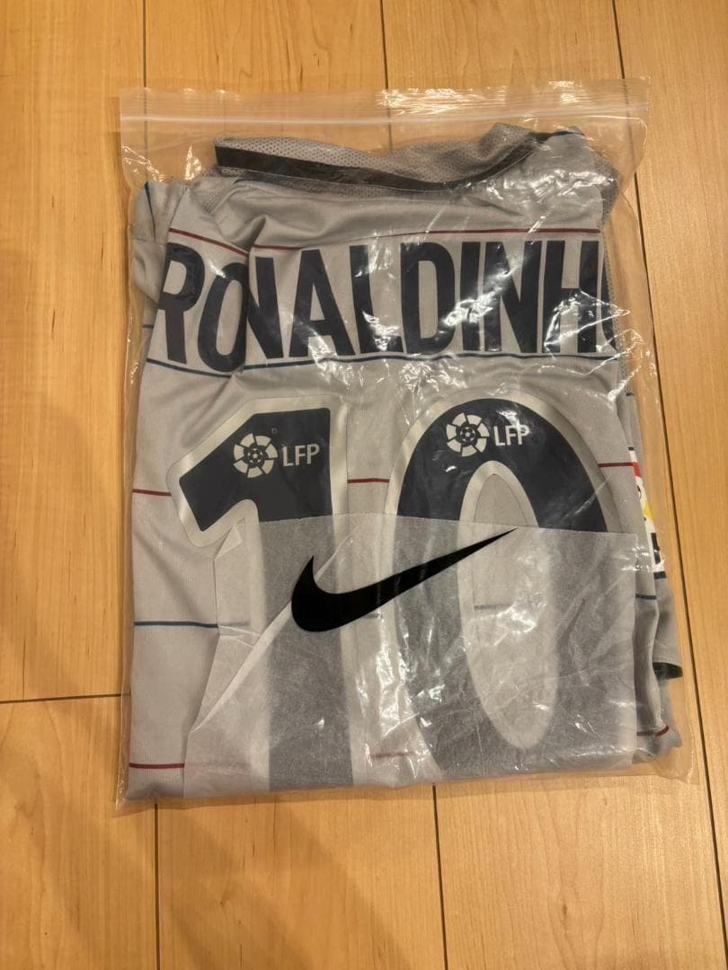 【新品タグ付】ロナウジーニョ ユニフォーム Away 2XL 03-04 バルサ