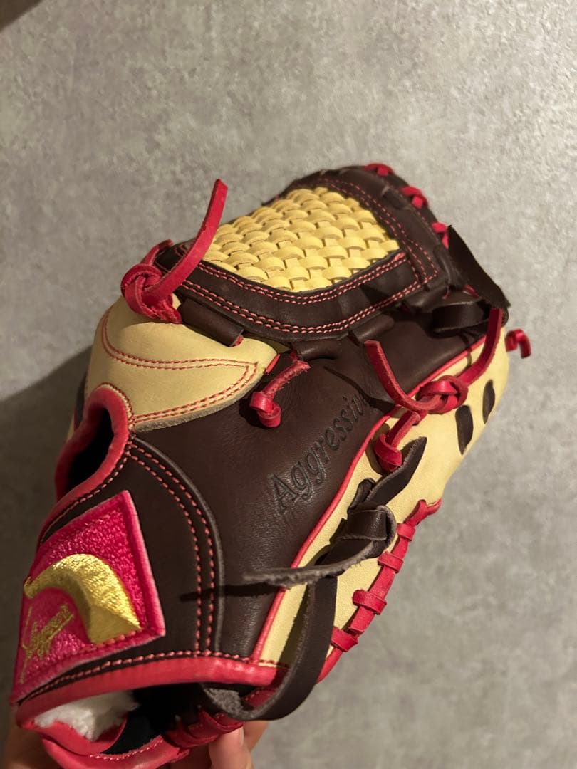 スラッガー軟式グローブ