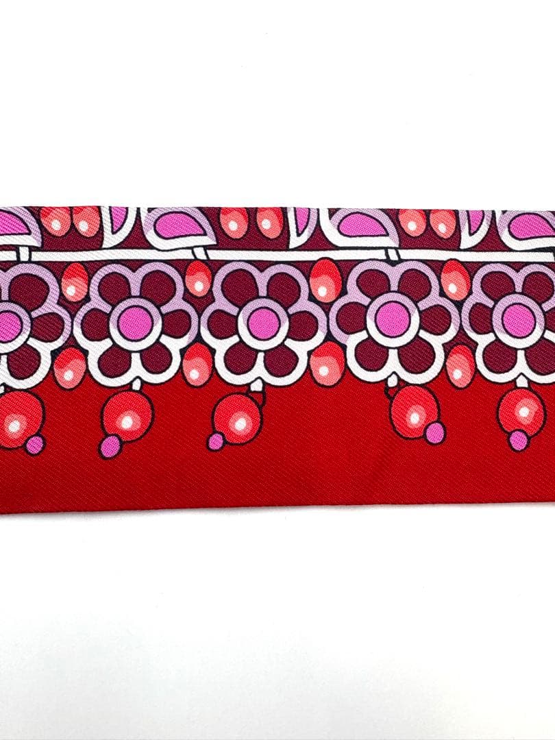 エルメス　マハラジャの装身具　デタイユツイリー シルク スカーフバッグ小物 箱付