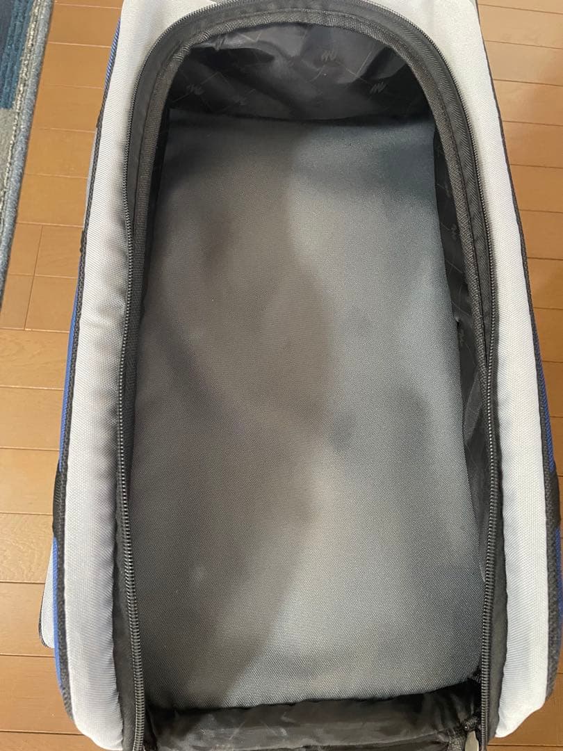 m*y様 【ボール付】MOTIV VAULT ボウリング用バッグ 3個用