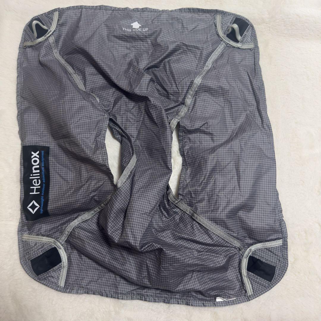極美品　Helinox チェアゼロ　グレー