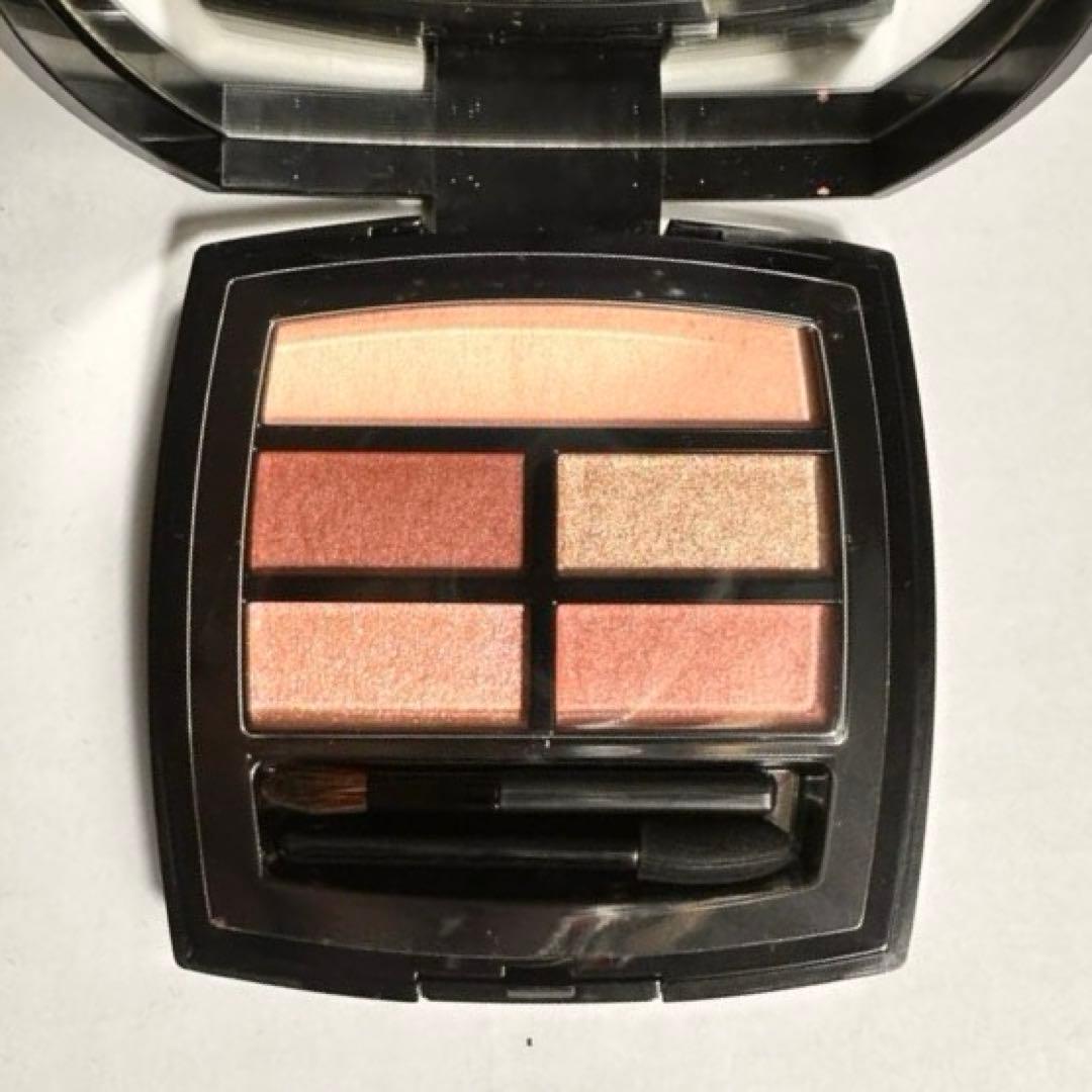 CHANEL LES BEIGES アイシャドウパレット・テンダー