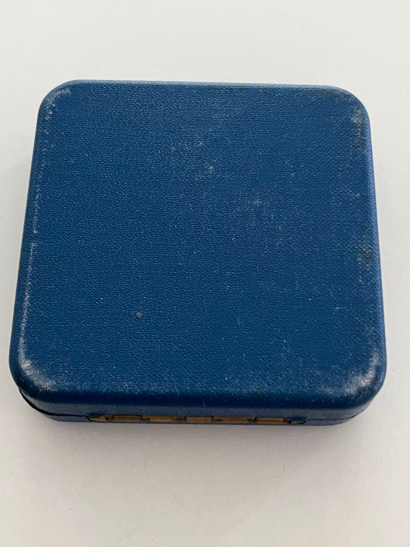 K*n様 海外古銭　　フォークランド　1977年 エリザベス2世 50ペン