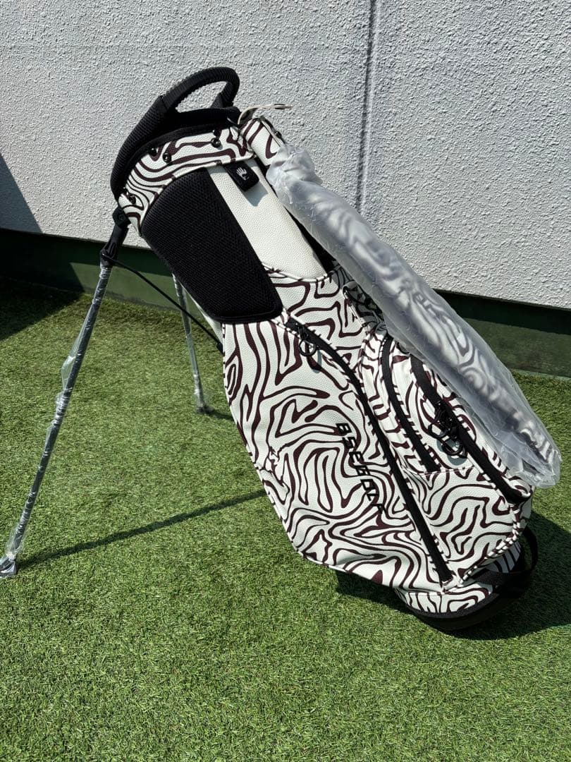 BSEGOLF スタンドキャディバッグ　新品　ゴルフバッグ　アニマル　ゼブラ　白