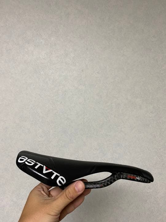ASTVTE アスチュート 超軽量カーボンサドル timelite-vt