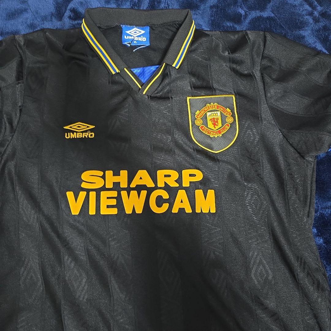 ゆ*み様 【激レア】1995年 Umbro CANTONA マンチェスターユナイ