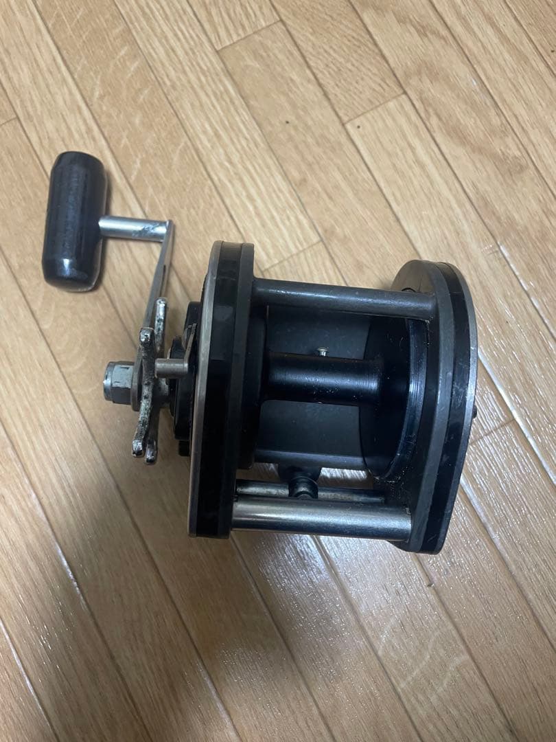 RYOBI 80L アドベンチャー　両軸