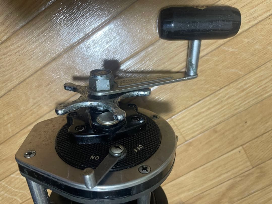 RYOBI 80L アドベンチャー　両軸