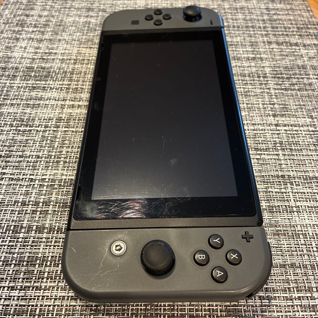 Nintendo Switch 本体 + 周辺機器 + ゲーム4本