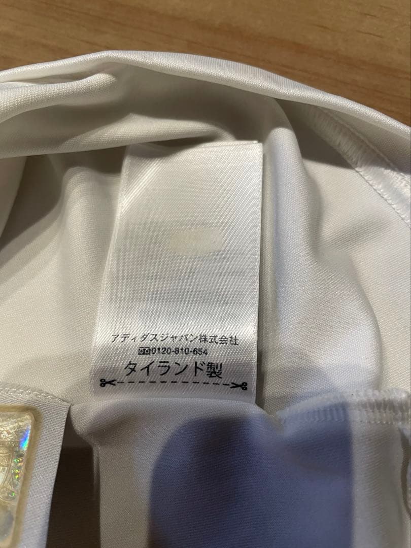 リバプールユニフォーム10-11Fトーレス　アウェイ