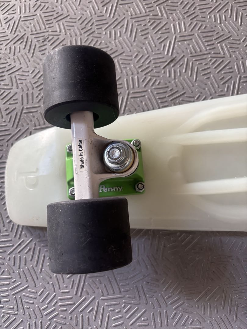 Penny スケートボード 蛍光ホワイト ペニー