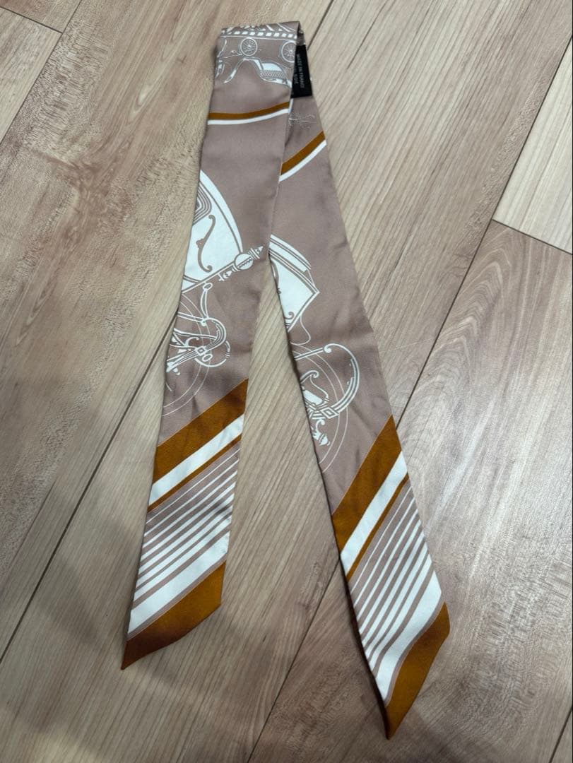 エルメス　HERMES ツイリー　エクスリブリス　ベージュ