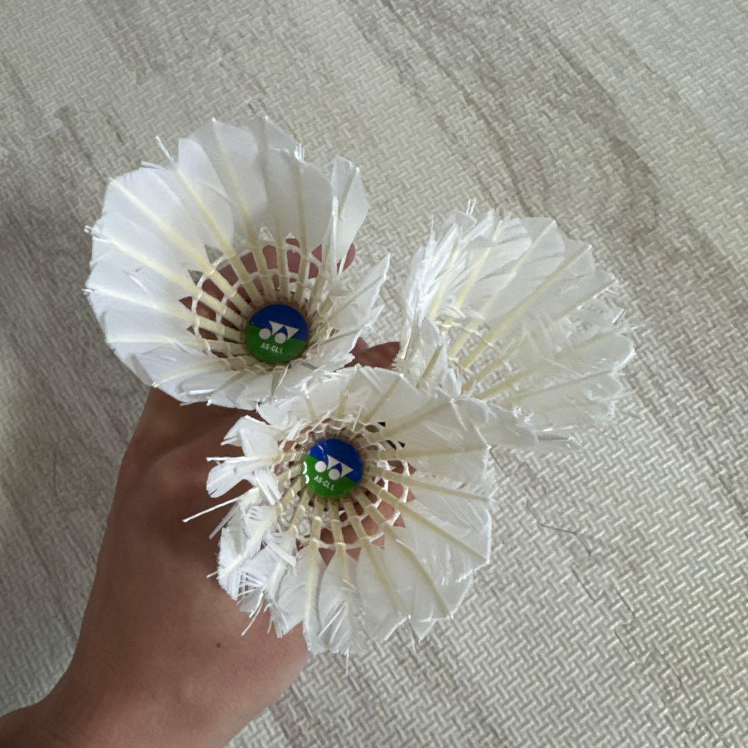 ヨネックスエアロセンサ中古シャトル122球