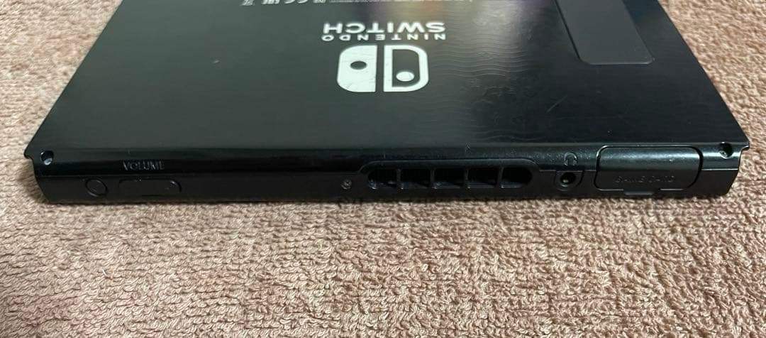 Nintendo Switch あつまれどうぶつの森モデル赤/青