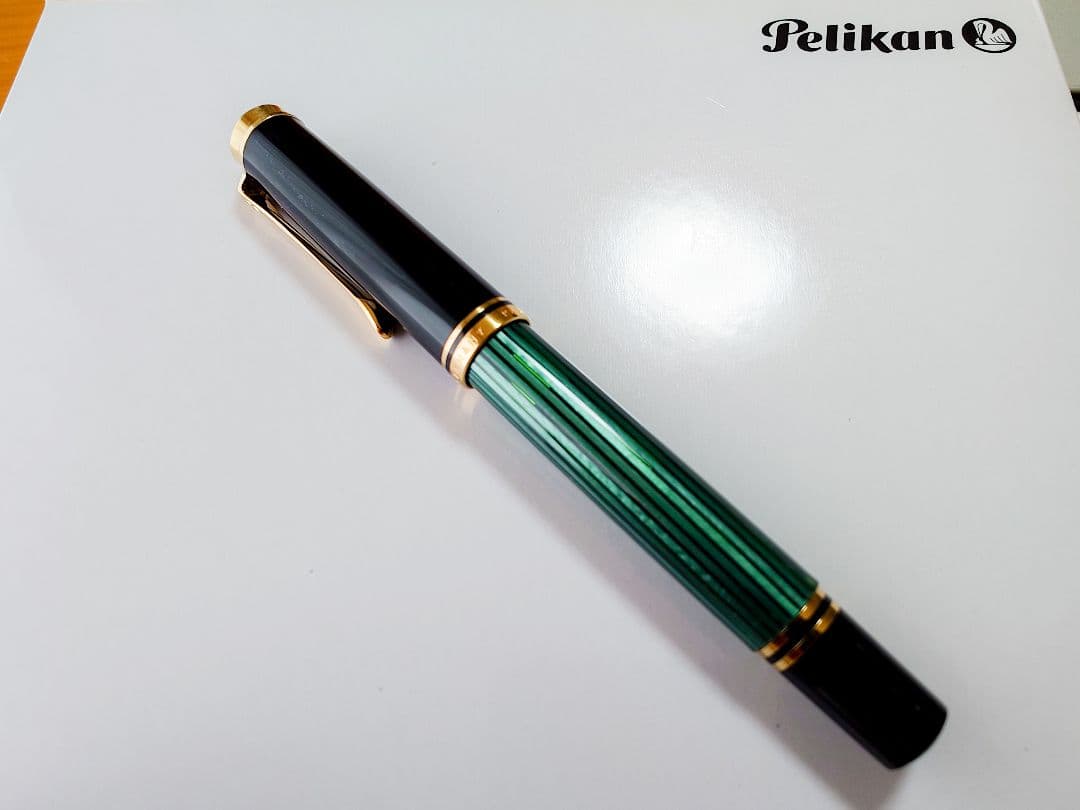 ペリカン万年筆M400グリーンストライプ、インクセット