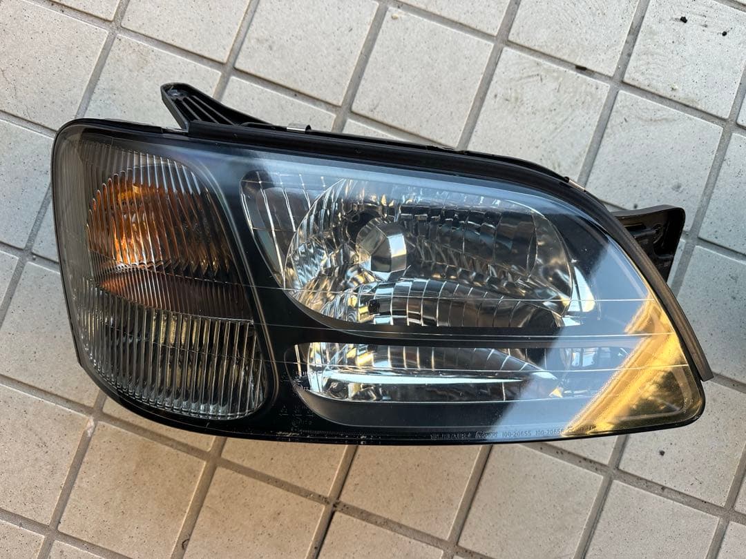 レガシィ　bh be 前期　ヘッドライト