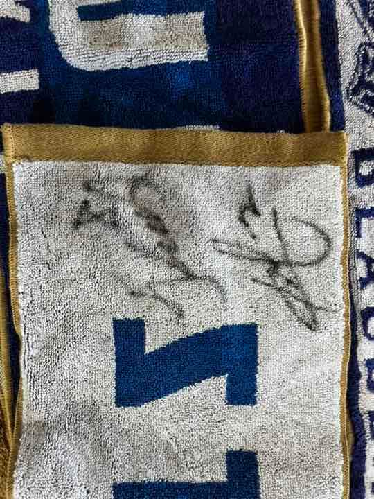 ブラウブリッツ秋田　タオル3枚　サイン有