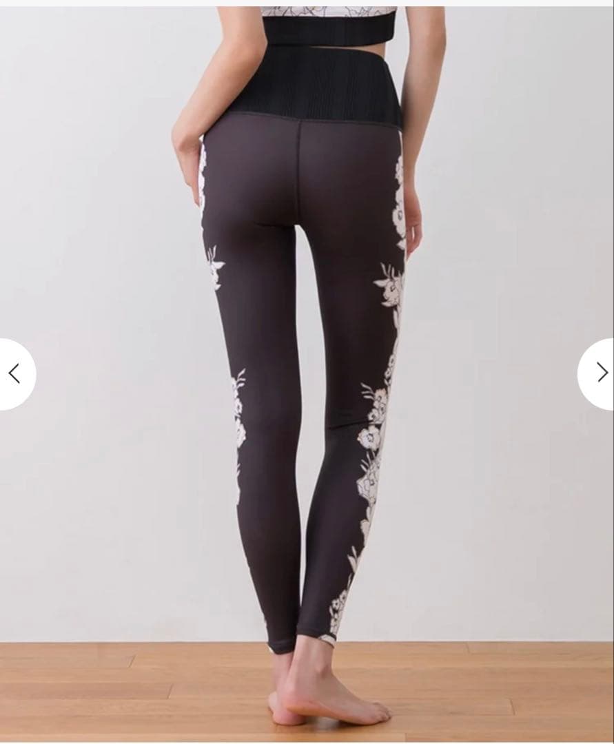 【SUKALA】ドローイングフラワーパネルレギンス Lサイズ