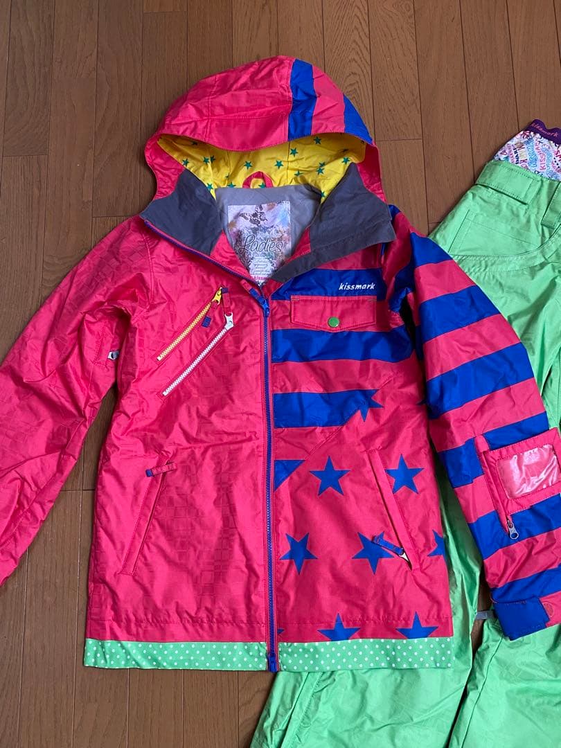 美品　Kissmark キスマーク　スキー　スノーボード　ウェア　Ｍ