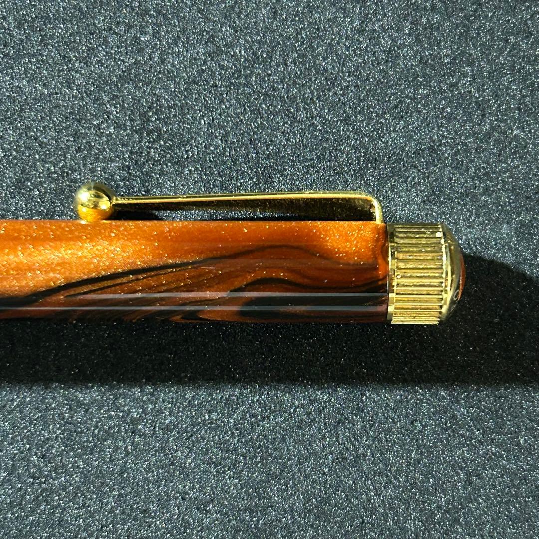 Romeo no.3 オーリックアンバー