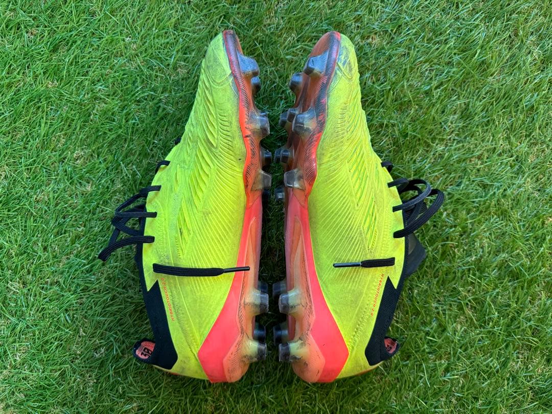 プレデターエリート　Hg Ag  27.0cm