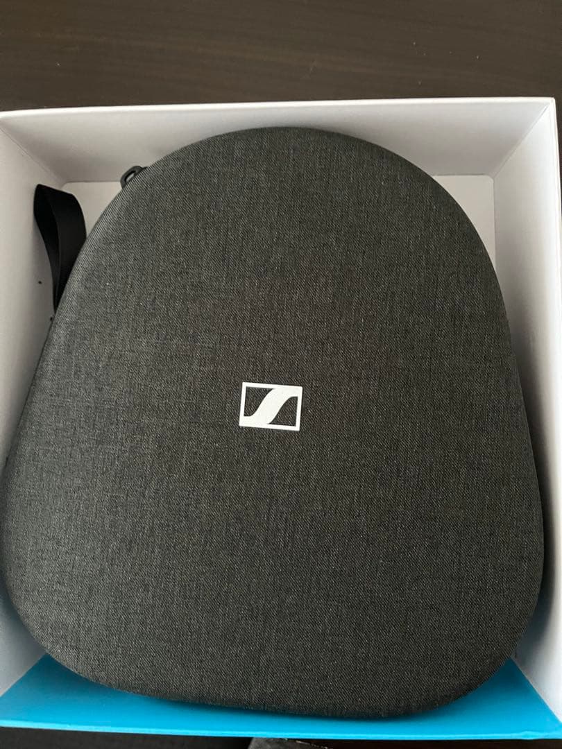 Sennheiser Momentum 4 ワイヤレスヘッドホン