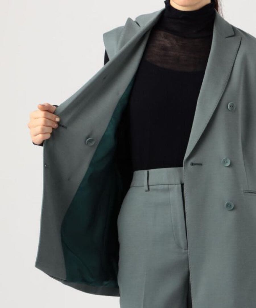 お値下げ〈美品〉TOMORROWLAND ストレッチダブルブレストジレ