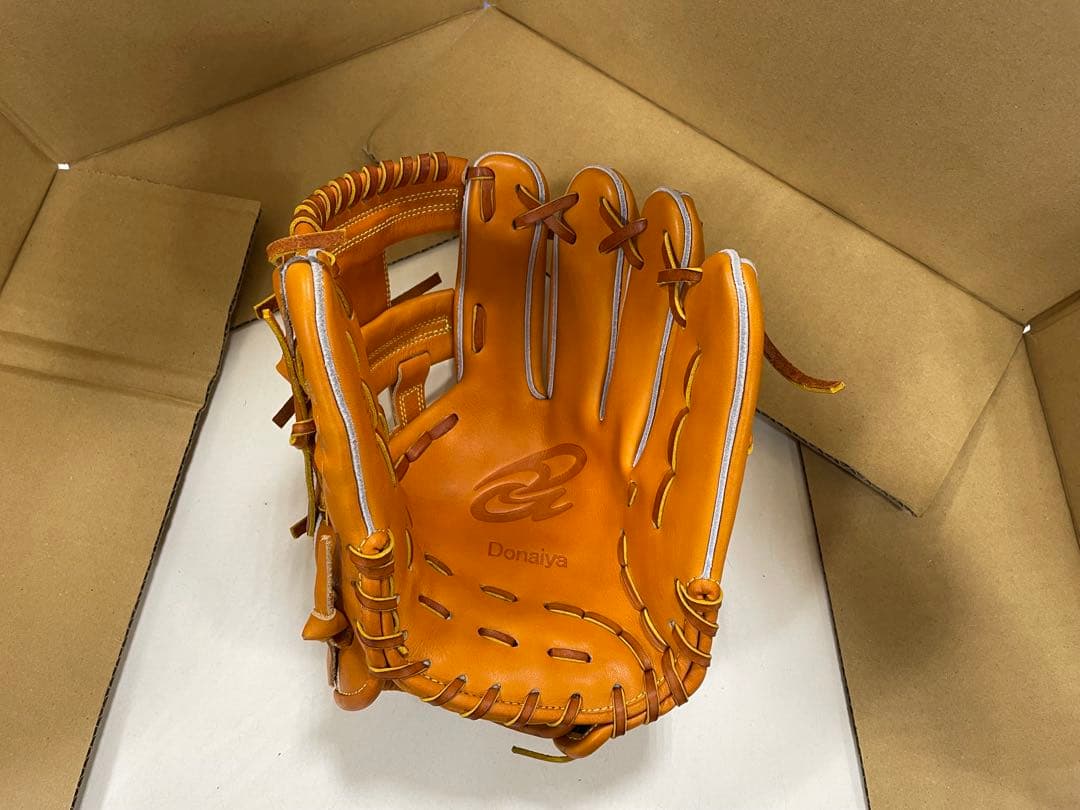 値下げ交渉不可 ドナイヤ軟式内野手用グローブ