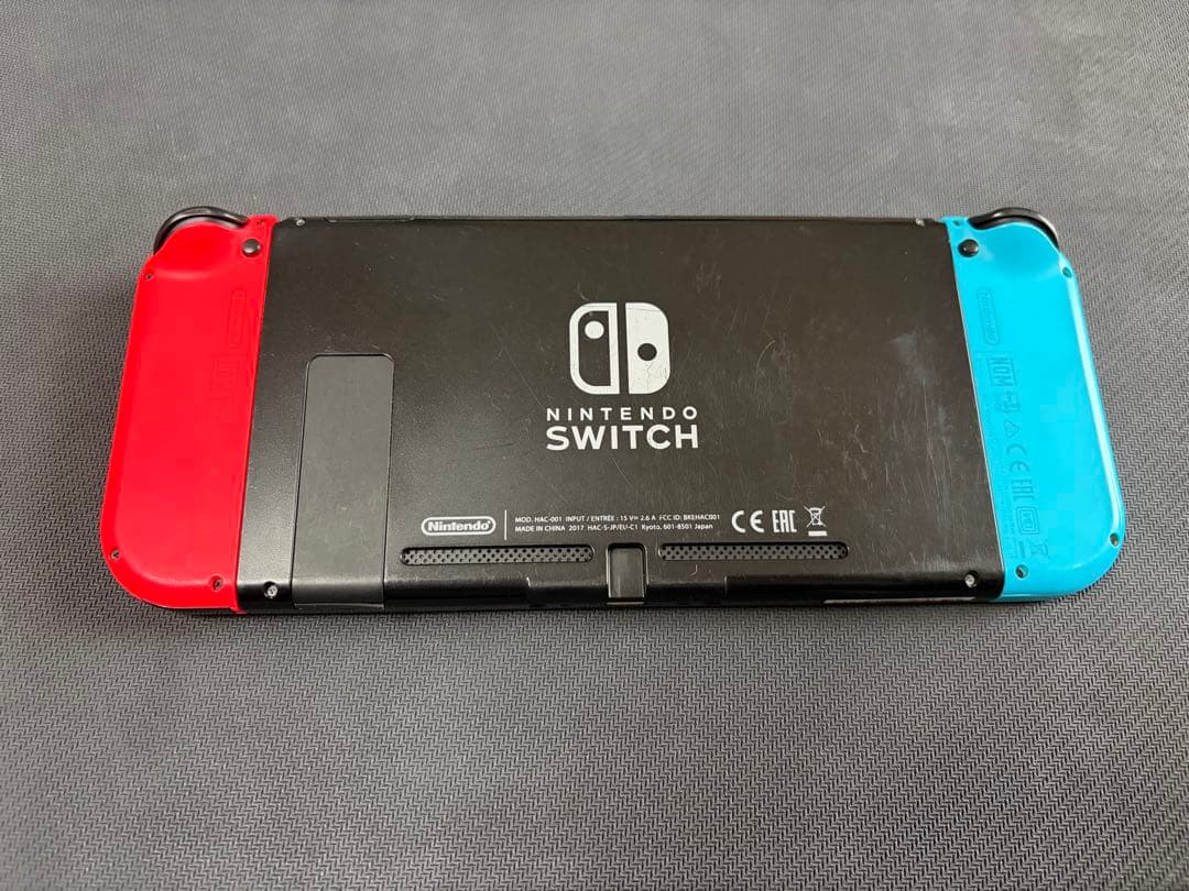 Nintendo Switch 本体 青/赤