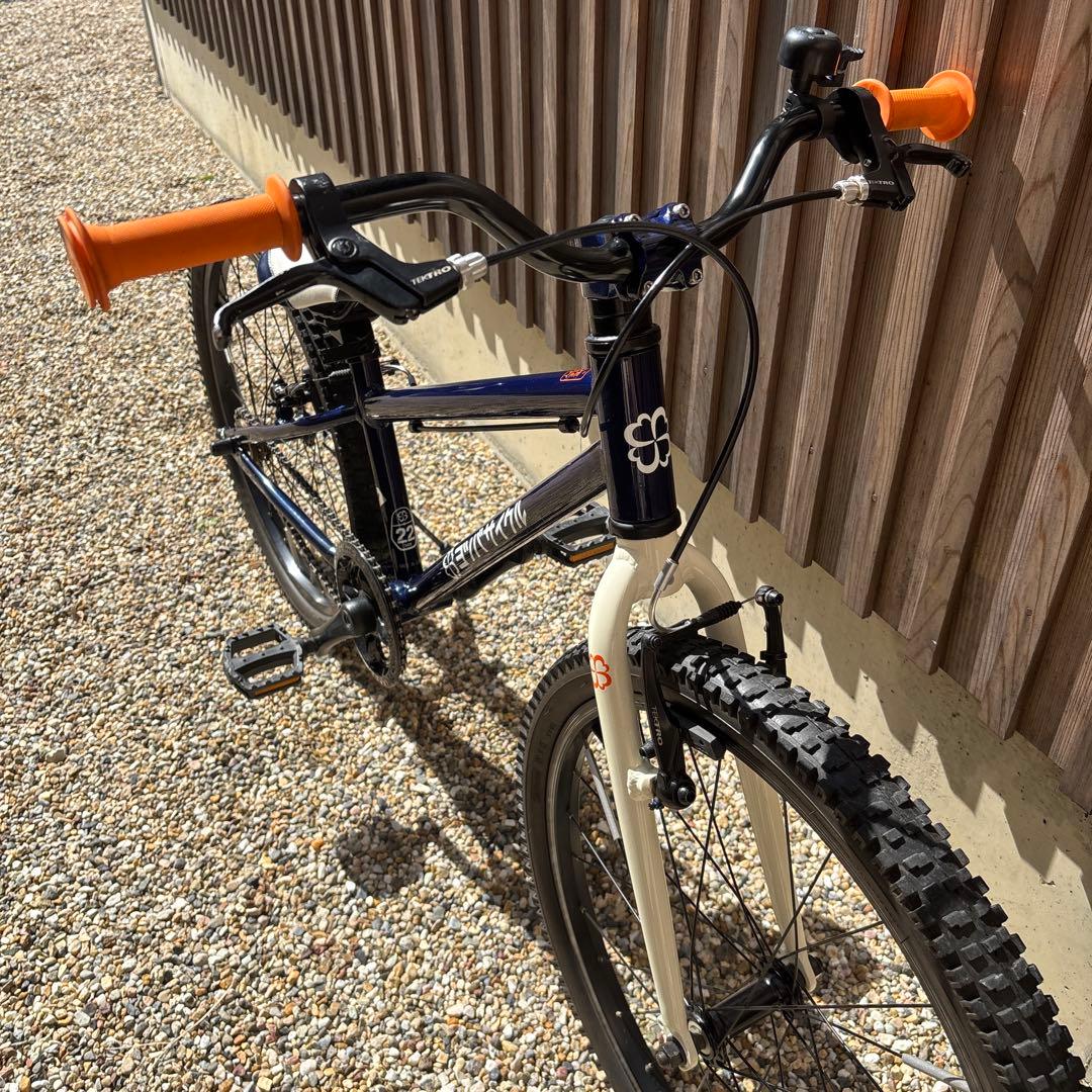 ヨツバサイクル　22インチ　美品　防犯登録抹消済み