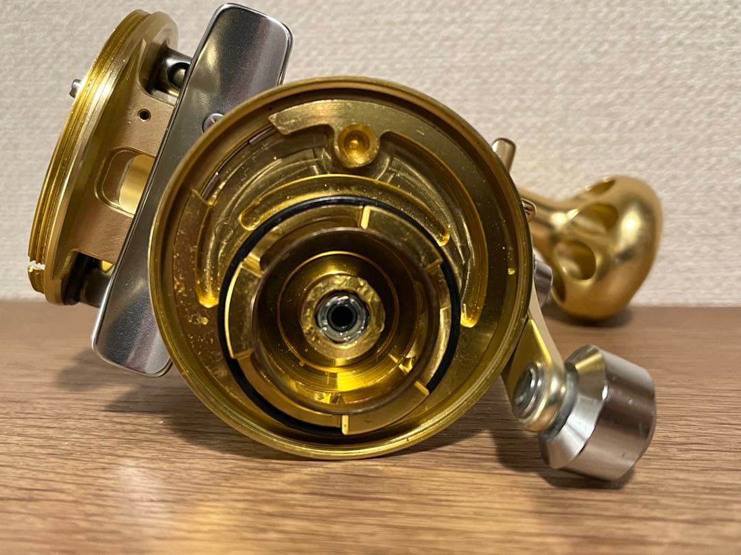 ダイワ リール ミリオネア CV-Z 100SFL＋替えスプール付き