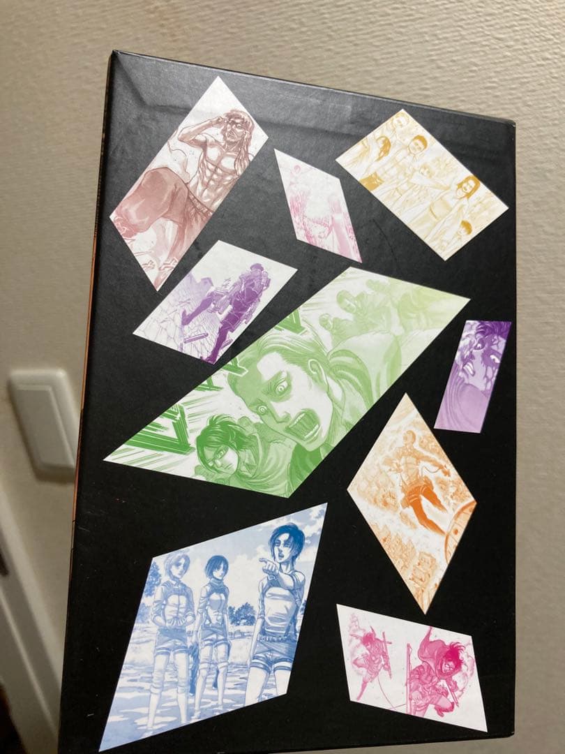 連載完結記念第2弾！期間限定受注製造　進撃の巨人　単行本収納ボックス　セット