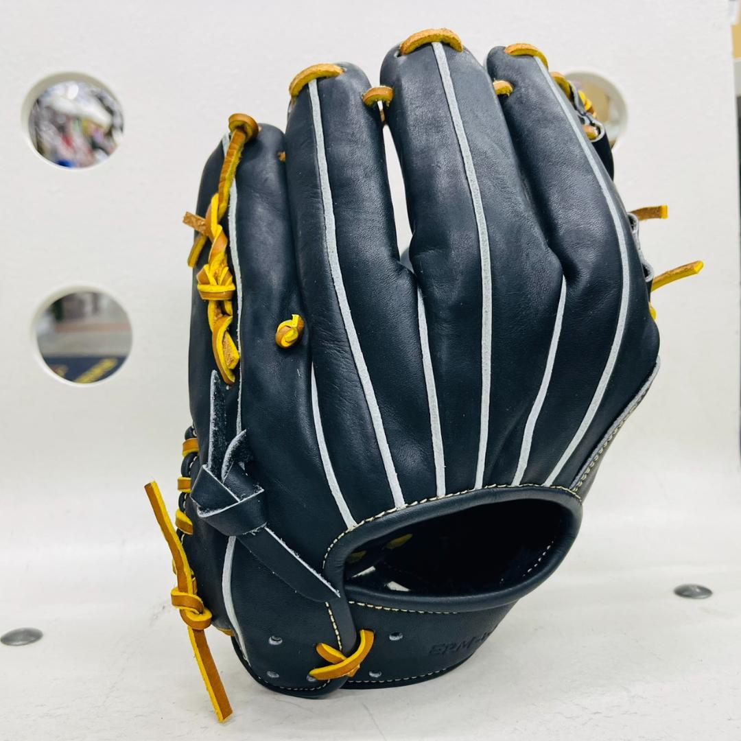 アトムズ　026型　軟式用　内野手用　ブラック　牧選手愛用メーカー　型付け済み