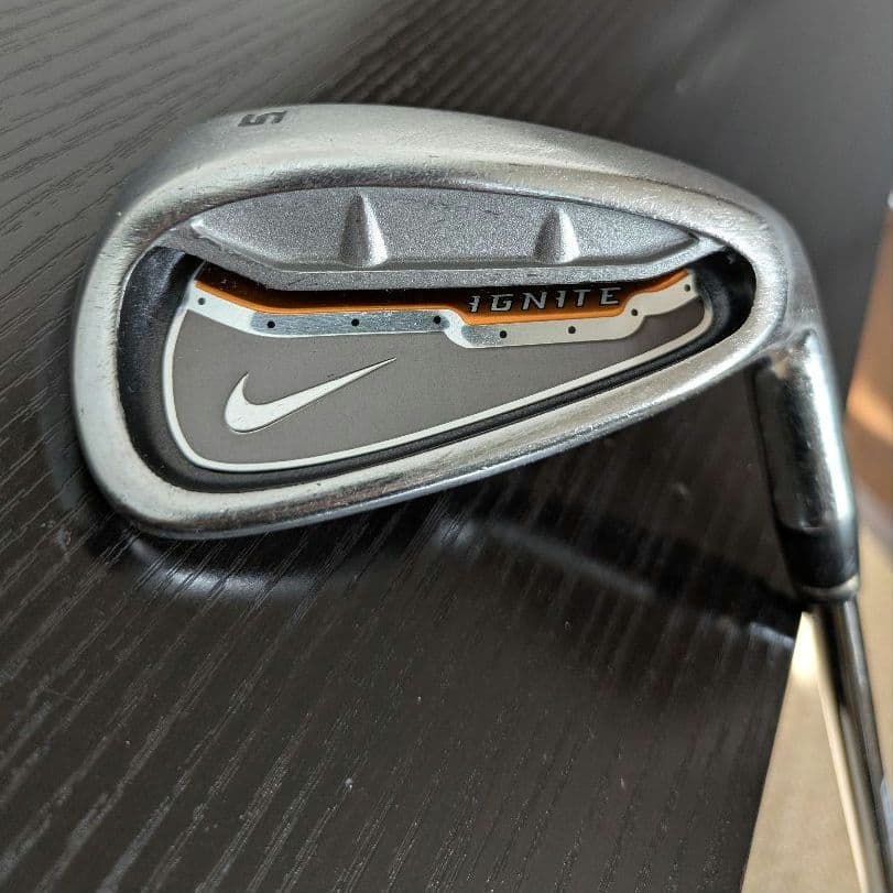 ナイキSWイグナイト初心者サンドウェッジSRメンズゴルフクラブ グリップ新品