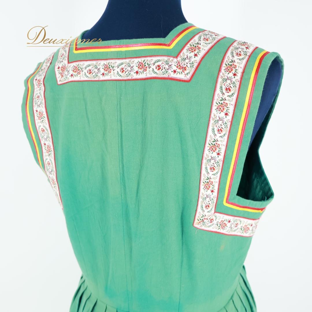 【フォークダンス衣装】グリーン ワンピース ドレス チロリアン 緑 黄 赤 花柄