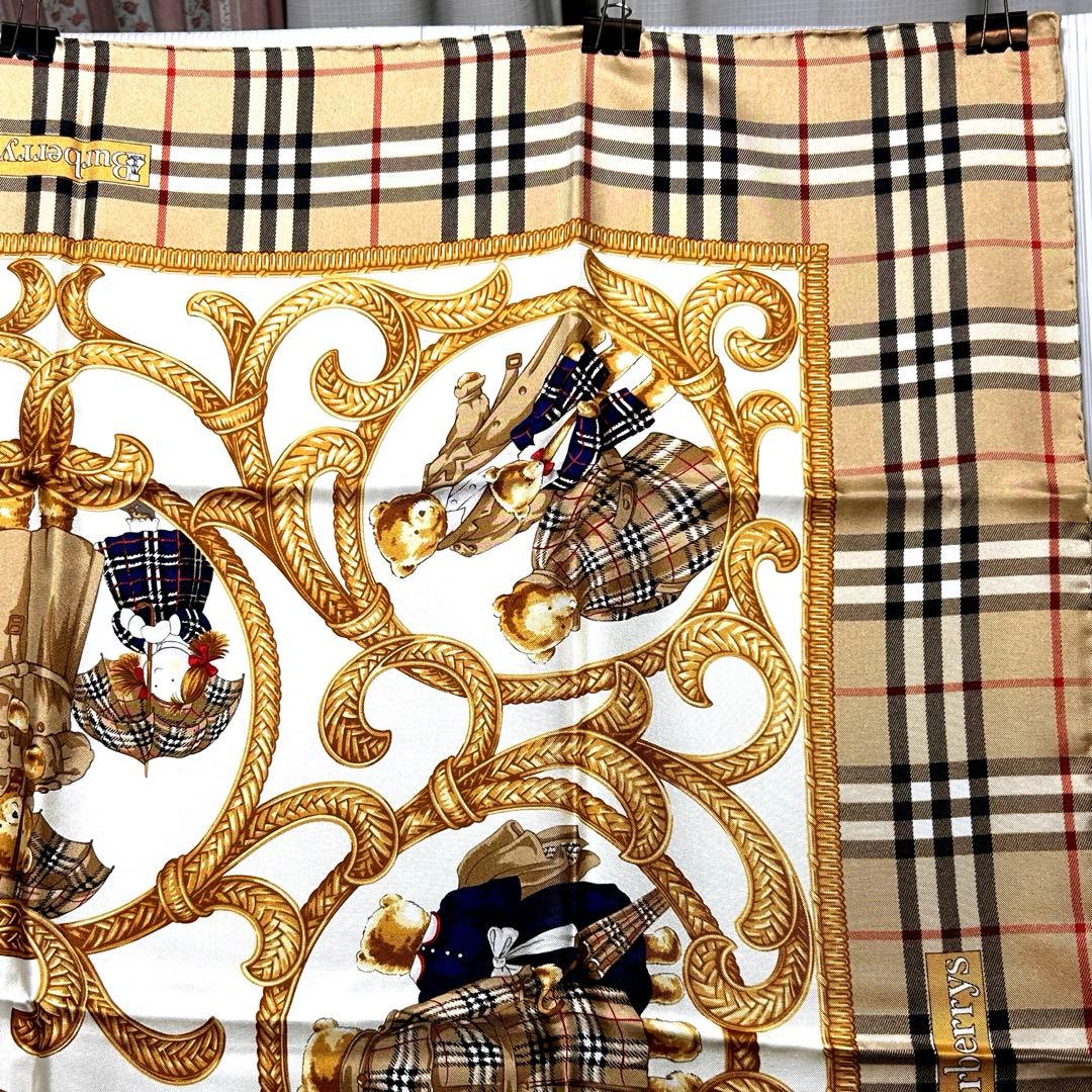 d*7様 71655 BURBERRY シルクスカーフ　未使用品　86×86cm