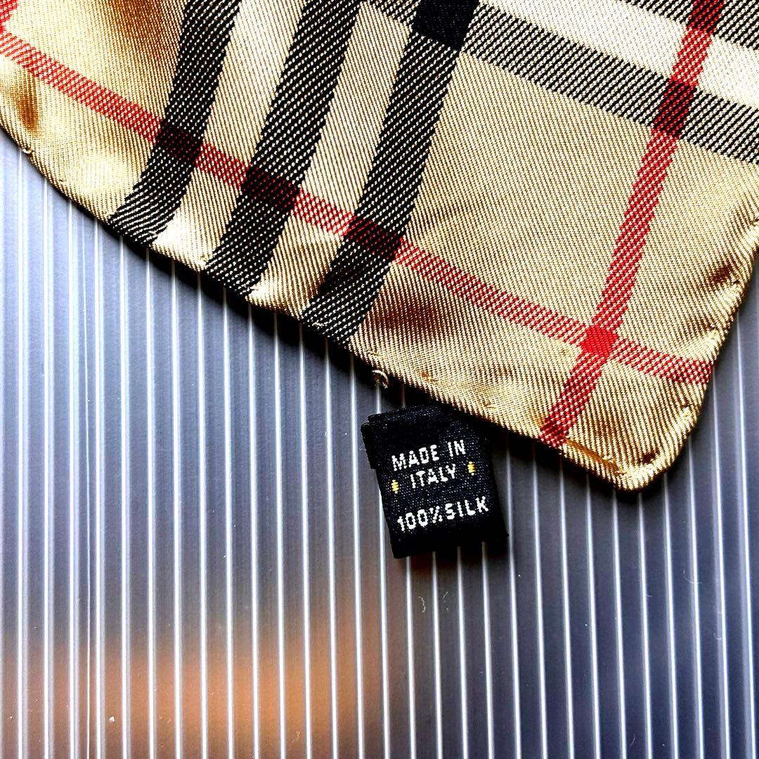 d*7様 71655 BURBERRY シルクスカーフ　未使用品　86×86cm