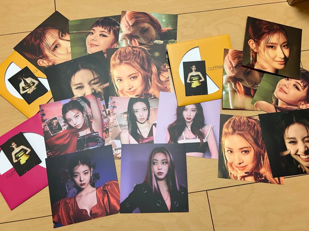 ITZY CDアルバムセット、ポスターセット