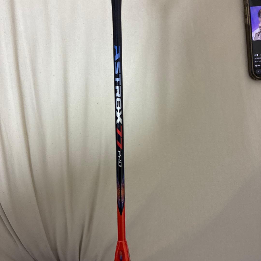 YONEXアストロクス77プロ