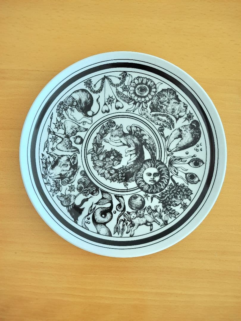 【ヒグチユウコ】「星座The Zodiac Sign」「 九谷焼 陶板」セット