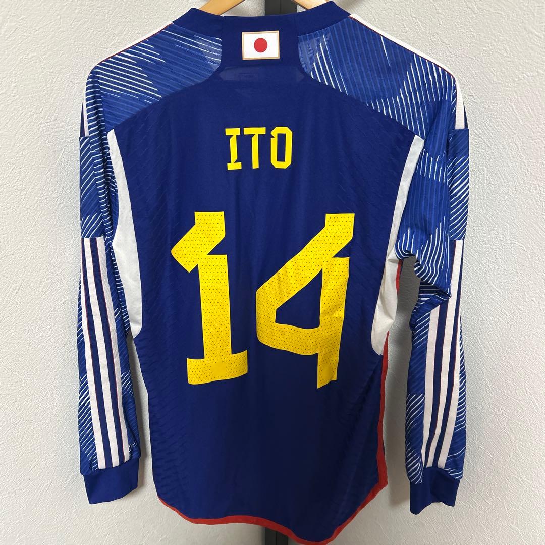 adidas サッカー日本代表　伊藤純也選手　オーセンティック　ユニホーム　M