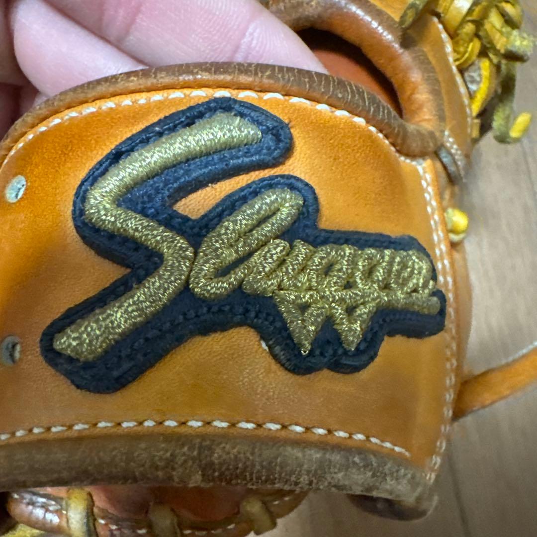 スラッガー硬式用グローブ