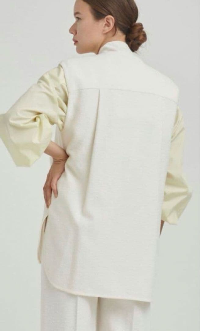 新品未使用品　yori ヨリ ツイードジレ