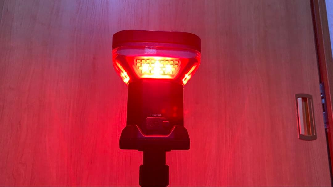 BougeRV CL03ランタン 多機能ランタン 3200lm 三脚付き