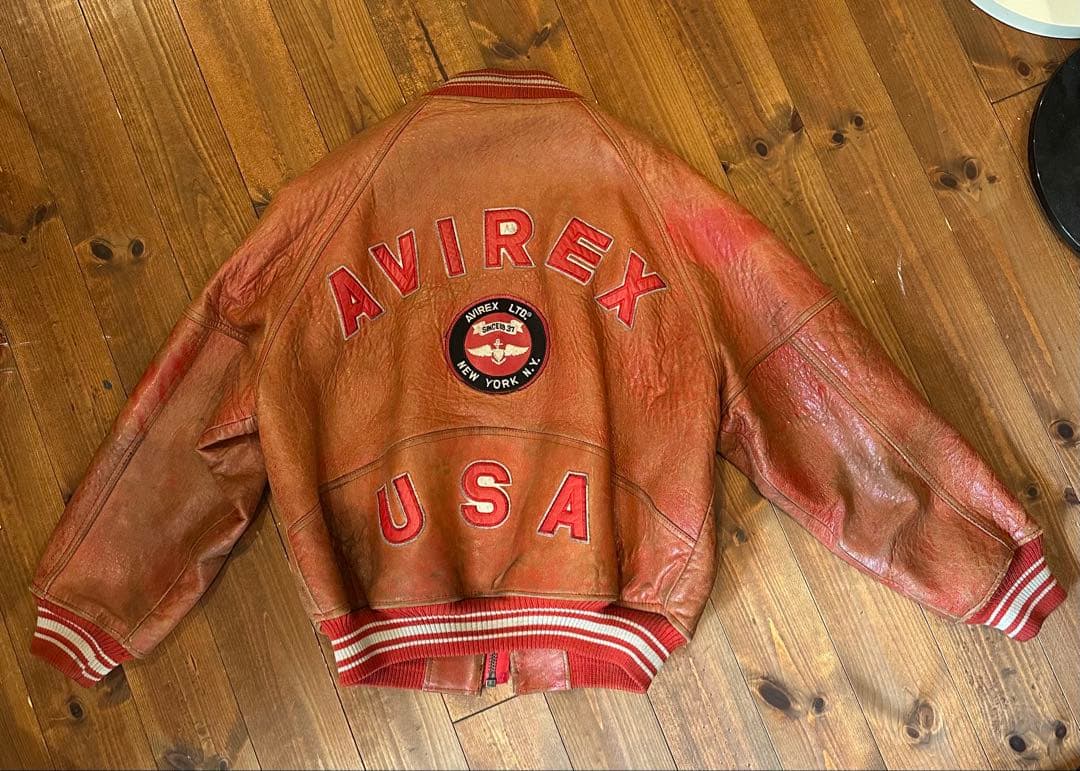 AVIREX 赤 レザーフライトジャケット