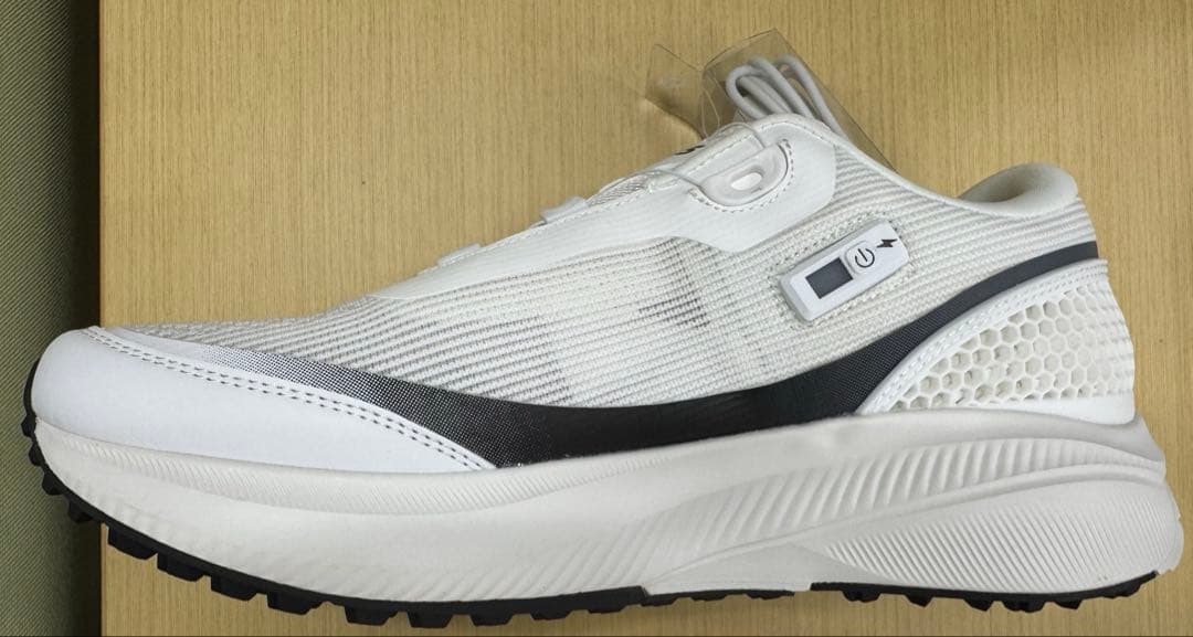 ゴルフシューズ　DF25