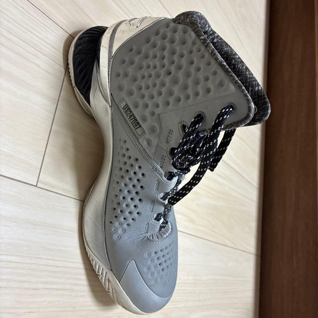 Under Armour Curry 1 グレー バスケットシューズ