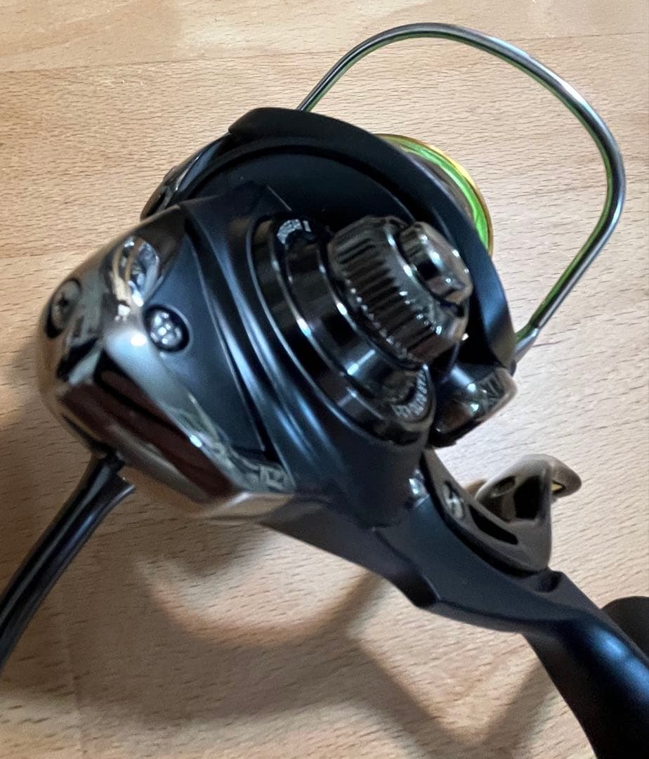 【極美品】 ダイワ 18スイッチヒッターLBD