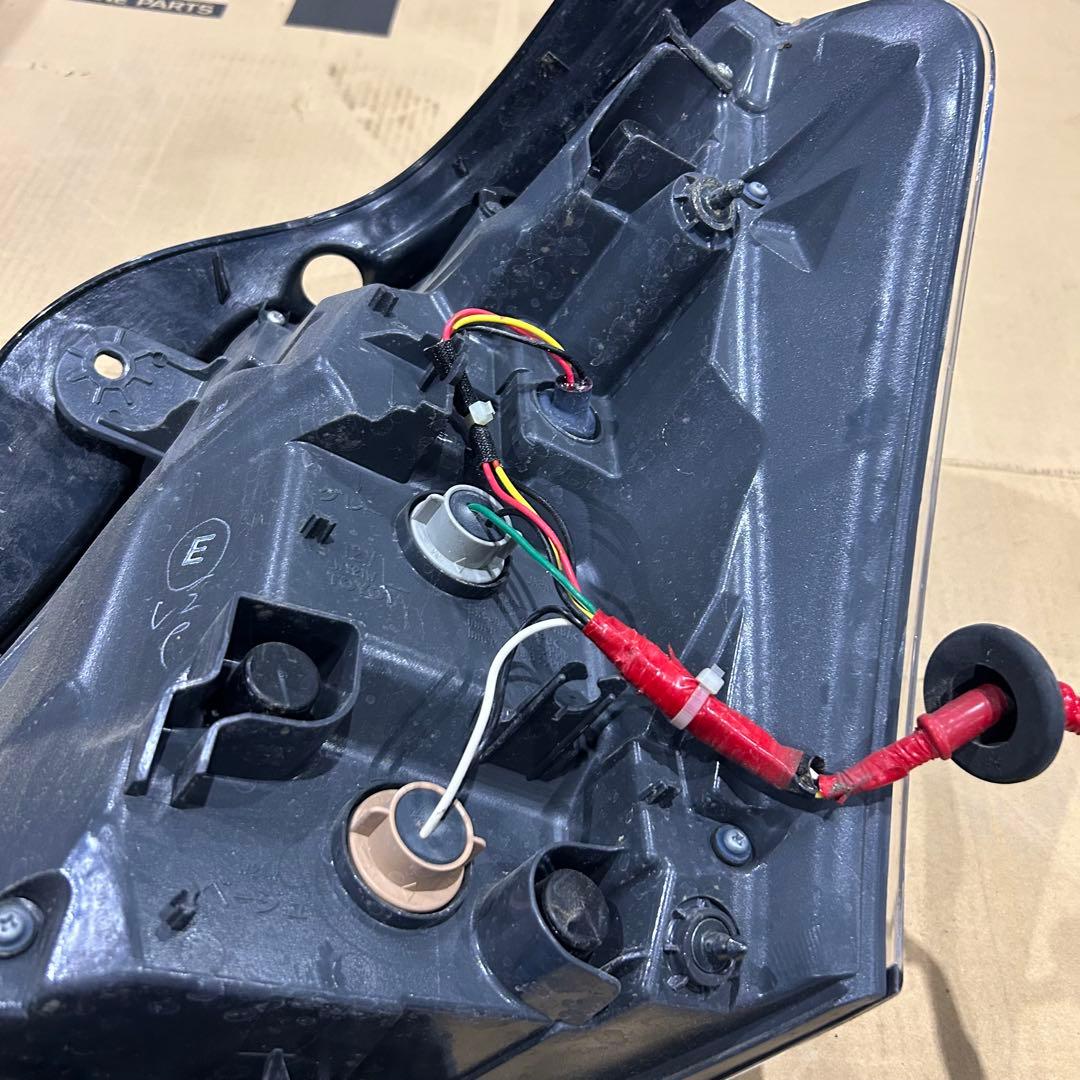 トヨタ★SAI☆純正★テールランプ ☆LED★サイ☆AZK10★前期☆左